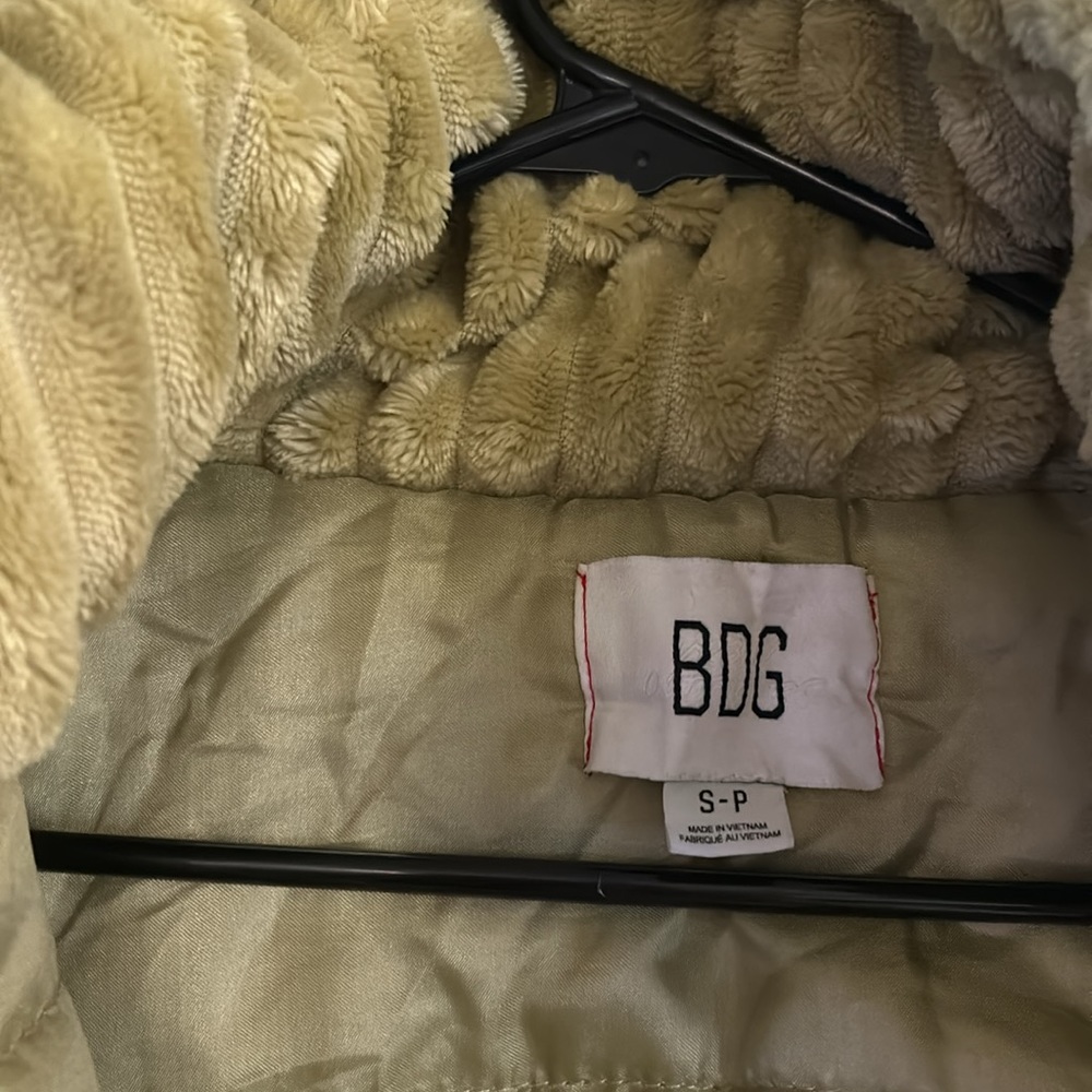 bdg puffer - Picture 3 of 5